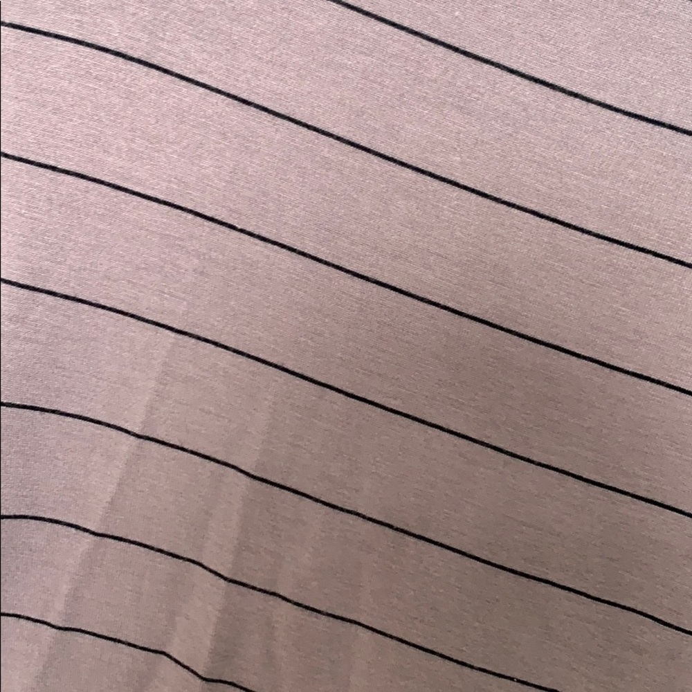 Cropped T-Shirt - Picture 3 of 4
